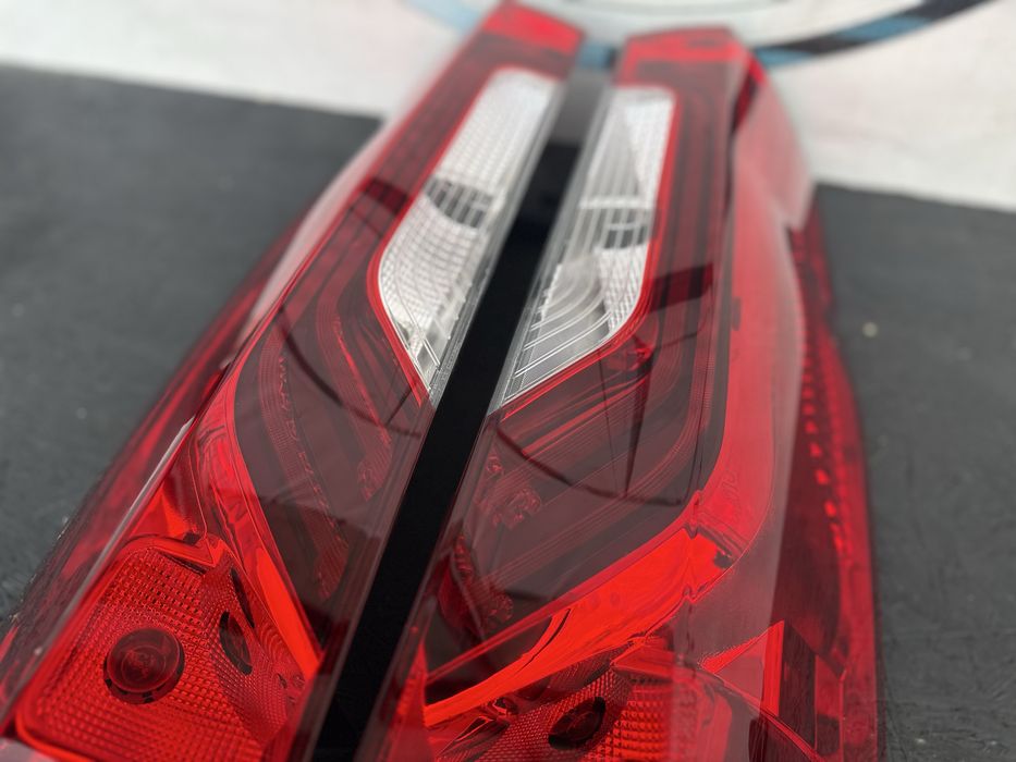 Задні стопи ліхтарі лед LED Спринтер Sprinter W907 W910