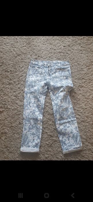 Rybaczki jeans w piękne kwiaty 158