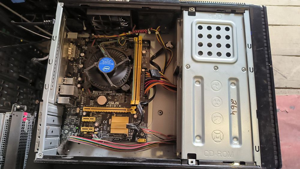 Системні блоки DDR3 DDR4