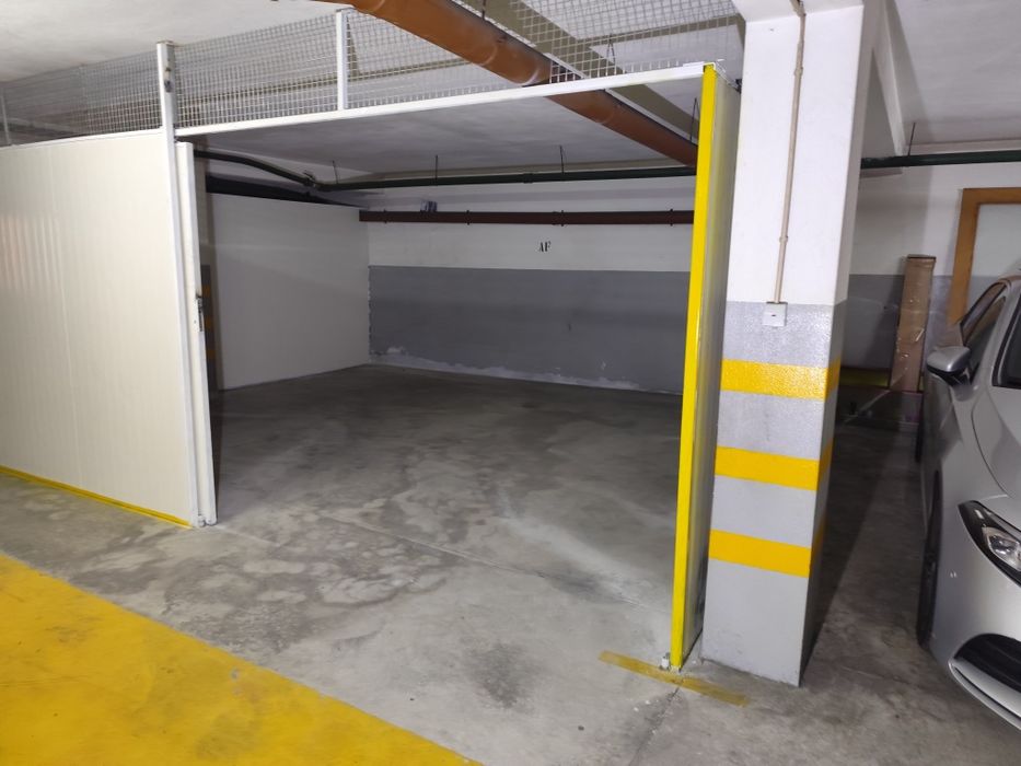 Box 28m2 oliveira do Douro - Venda ou arrendamento