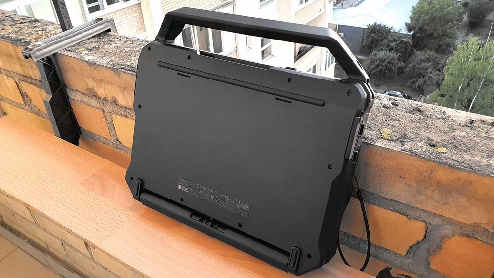 Защищенный планшет Dell 7230 Rugged, 12"/i5-1240U/8GB/512GB/GPS/IP65