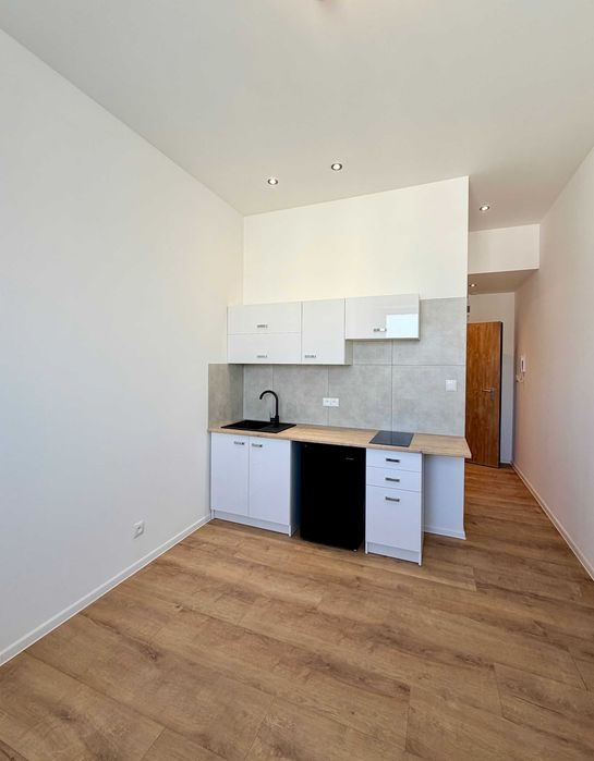 KAWALERKA PO GENERALNYM REMONCIE | 17 m² | 1 PIĘTRO | KATOWICE - ZAŁĘŻE