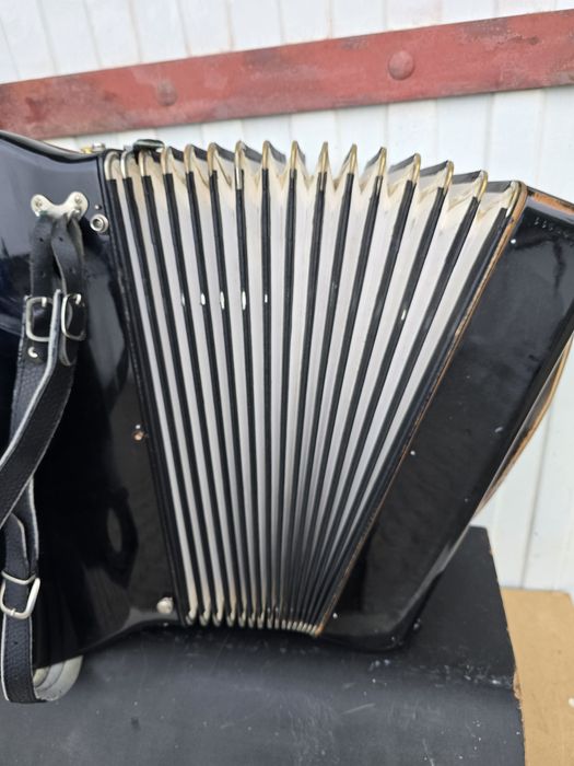 Akordeon Hohner Tango II M-96 basów
