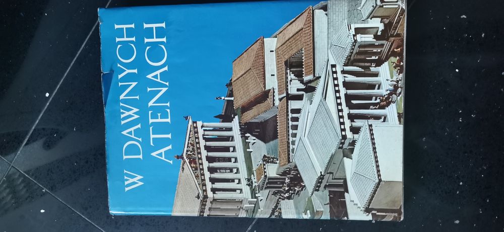 W dawnych Atenach praca zbiorowa