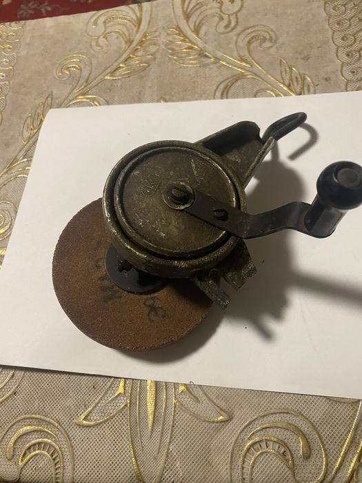 Точилка для ножей