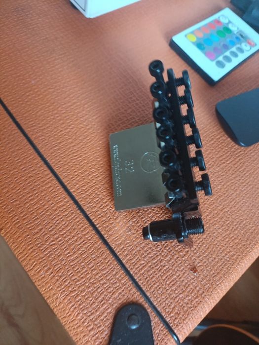 Mostek gitarowy Floyd Rose dwustronny