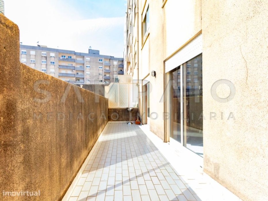 Apartamento T1 - Valongo - C/ Terraço!