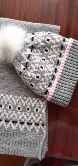 Набір шапка і шарф