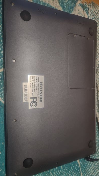 Продам ноут бук хюндай