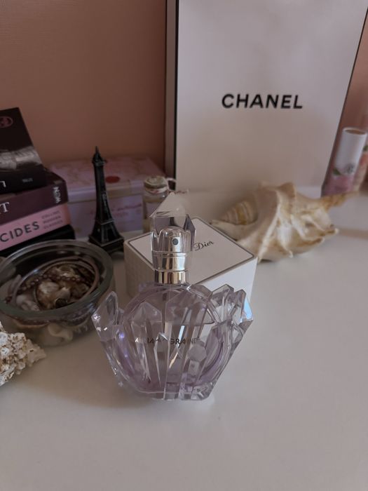 Ariana grande аріана гранде духи парфюм rem R.E.M Рем