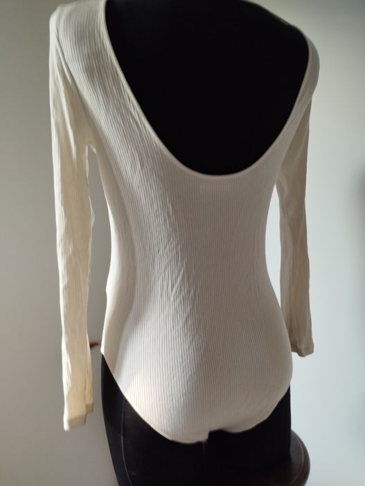 Zestaw bielizny damskiej-4 sztuki