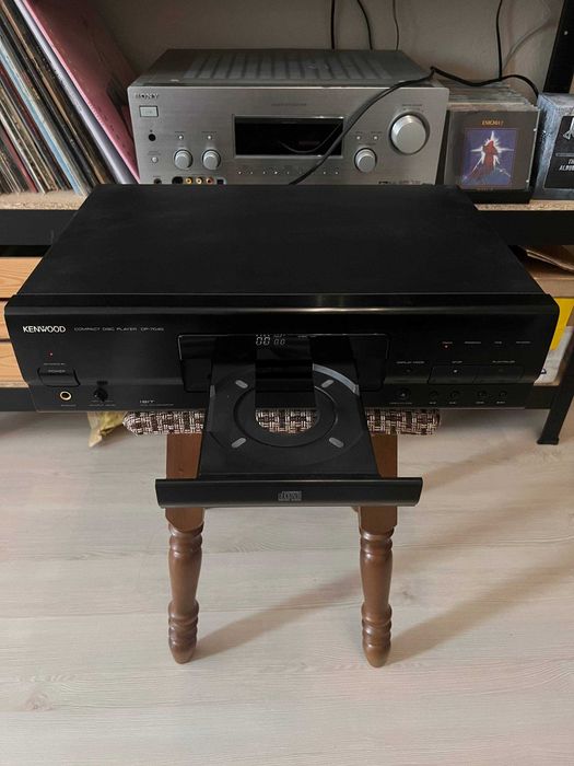 Програвач CD дисків KENWOOD DP-7040