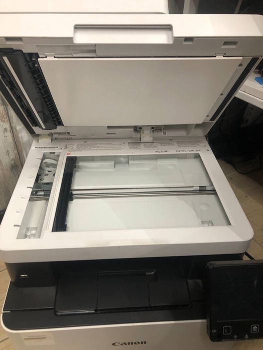 Принтер кольоровий лазерний БФП Canon i-SENSYS MF643Cdw.