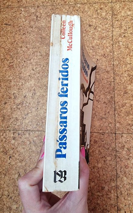 Livro "Pássaros Feridos" de Colleen McCullough