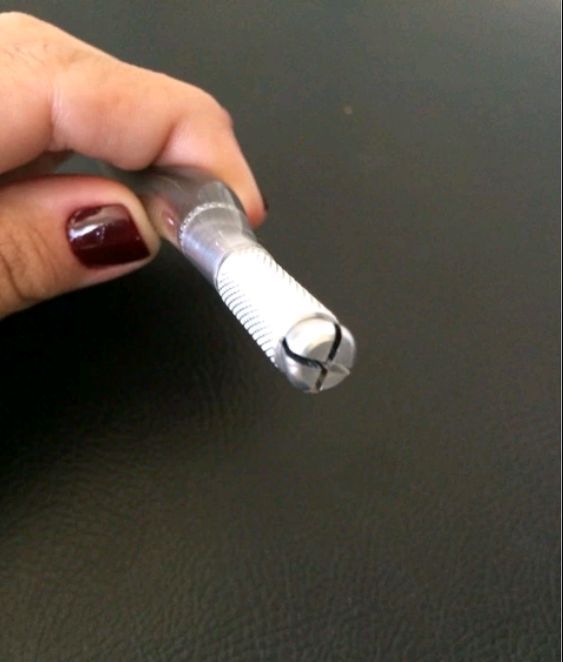 Caneta de Microblanding