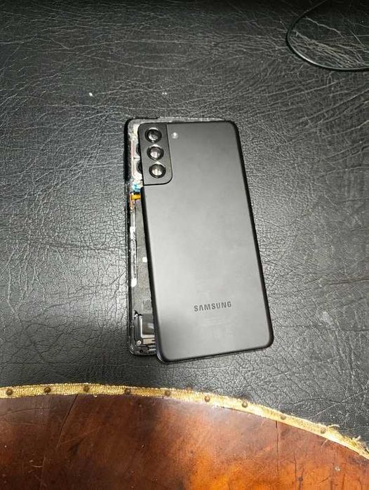 Samsung Galaxy S21+ (8/128GB)