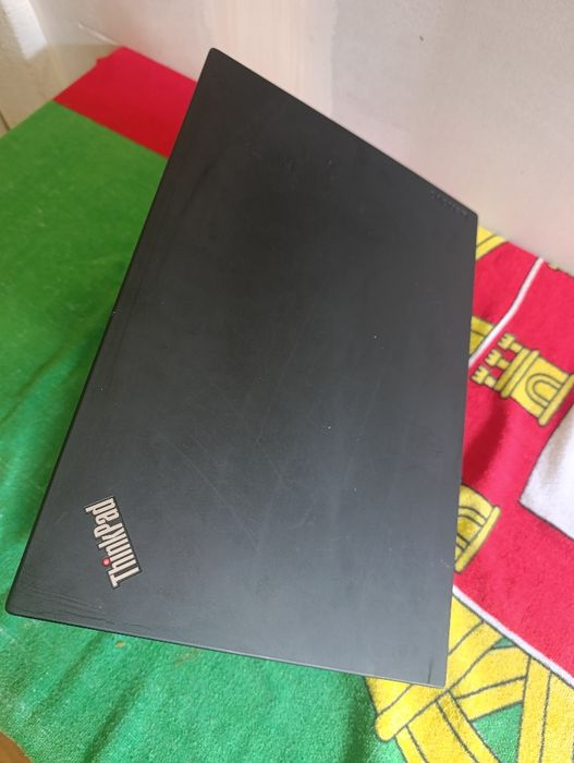 Lenovo Thinkpad T580 (i5 8th - 16GB RAM - 256GB SSD)