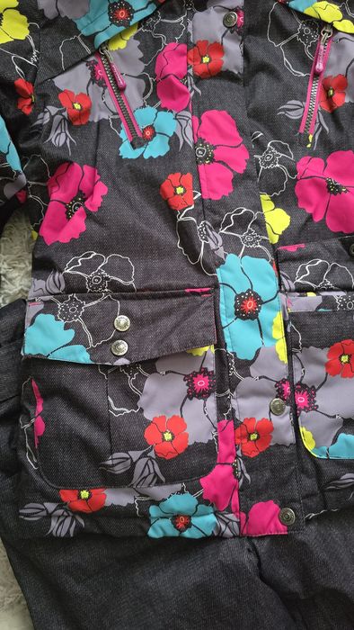 Зимовий комплект жля дівчинки на 9- 11 років