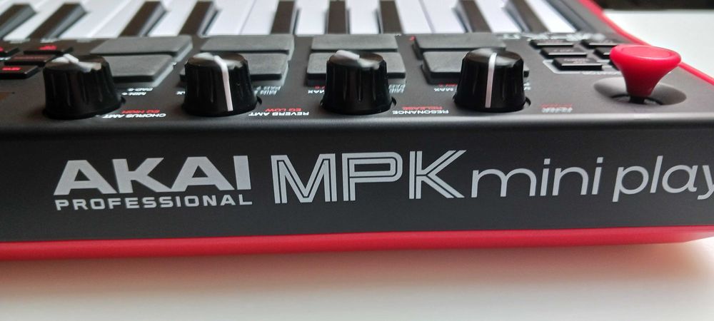 Akai MPK mini Play MK3 Master Keyboard