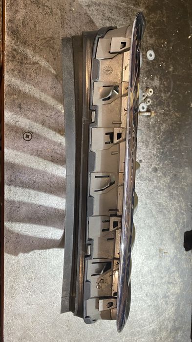 BMW X5 права решітка радіатора 51137171396