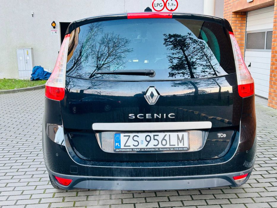 Renault Scenic 1.2 benzyna 2011r