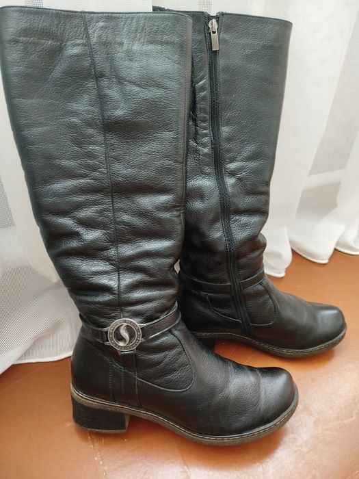 Жіночі зимові чоботи  р.40.