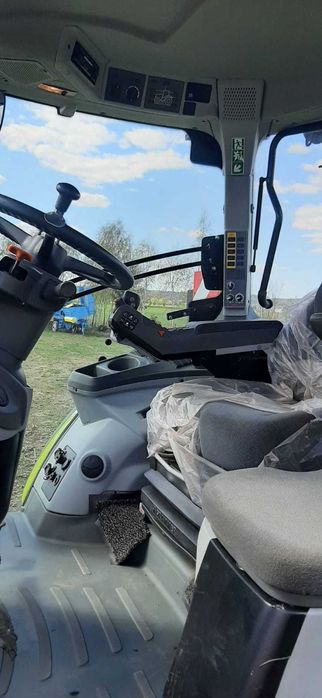 Claas  Arion 610