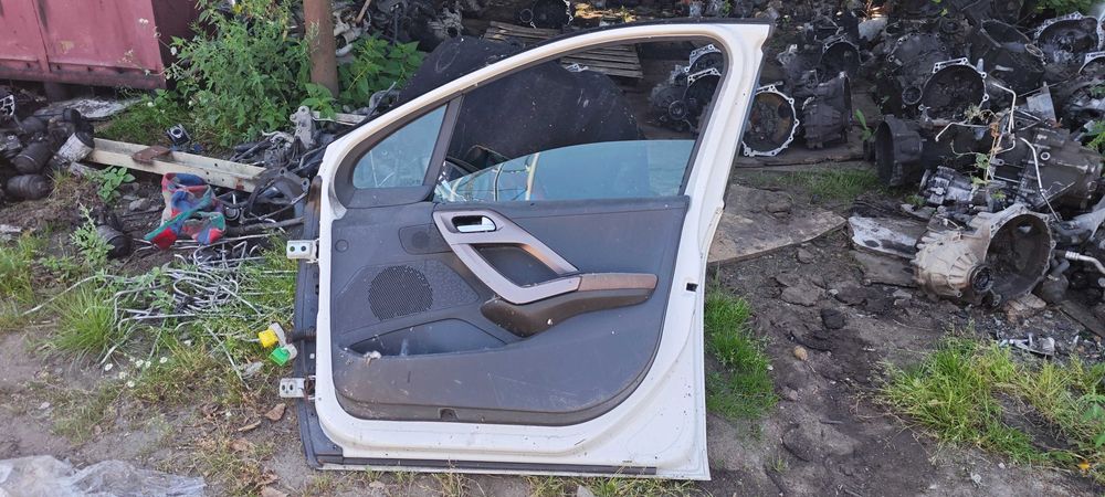 Drzwi Prawe Pasażera peugeot 2008 EWP Kompletne Białe