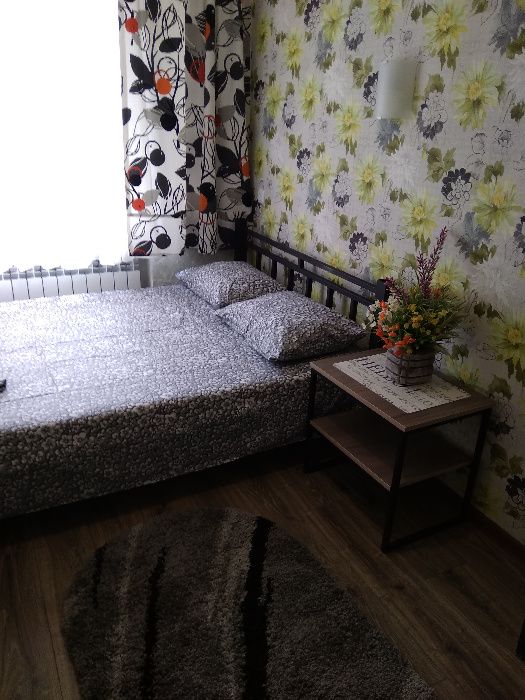 Здам 3-х кім, подобово, чек 989023145