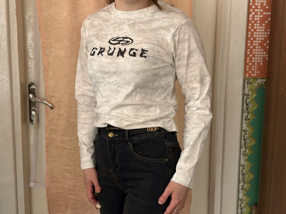 Одяг для дівчат штани ,кофти худі