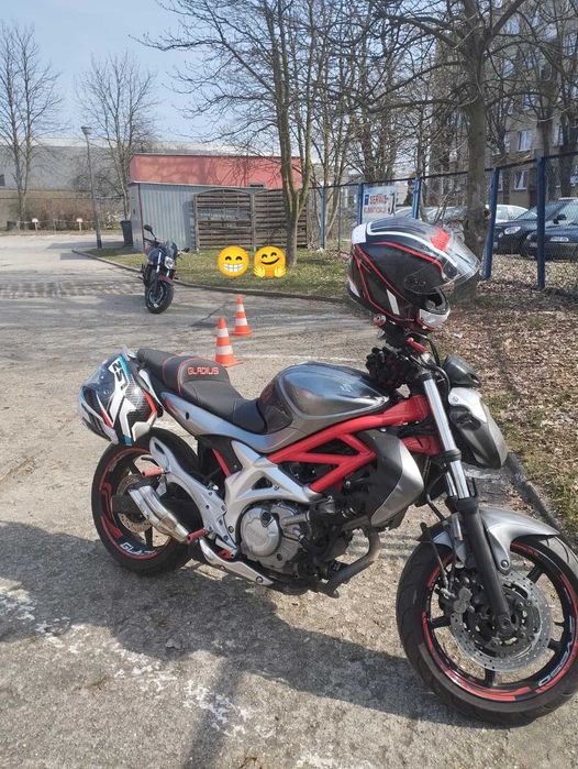 suzuki gladius 2011