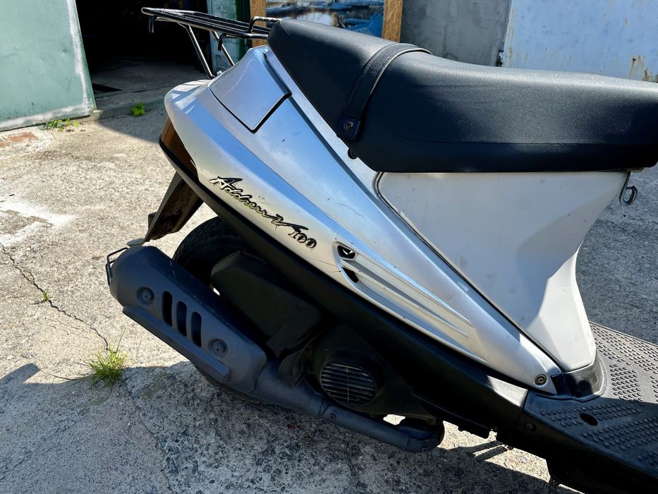 Suzuki Address V100