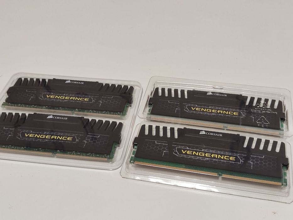 Corsair Vengeance DDR3 16Gb64752043670659121
