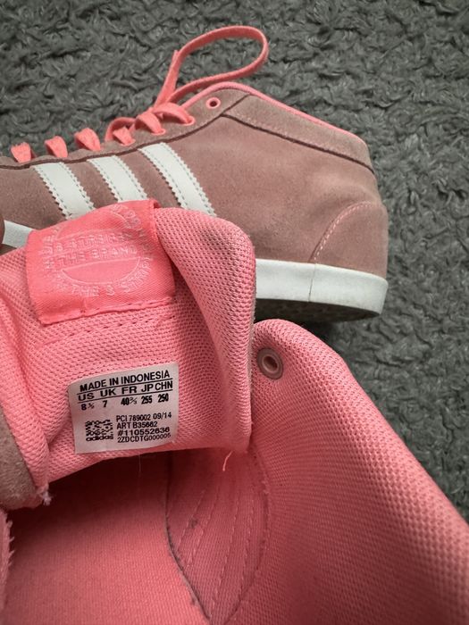 różowe buty adidas adria mid