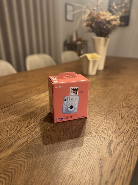Máquina fotográfica Instax Mini 12