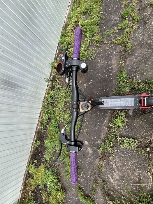 Продам самокат Kugo m4 pro