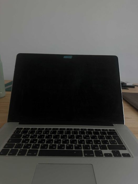 MacBook Pro 15” (2015). Peças ou reparação.