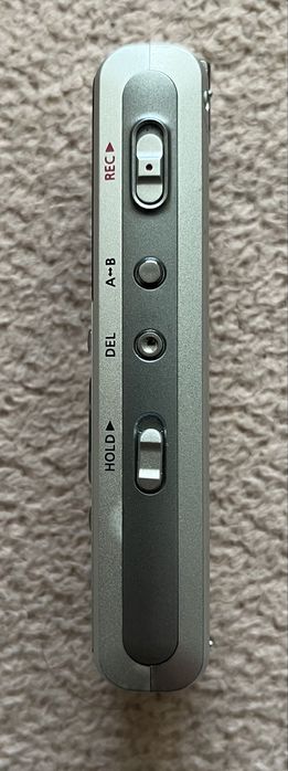 Диктофон Samsung YV-120