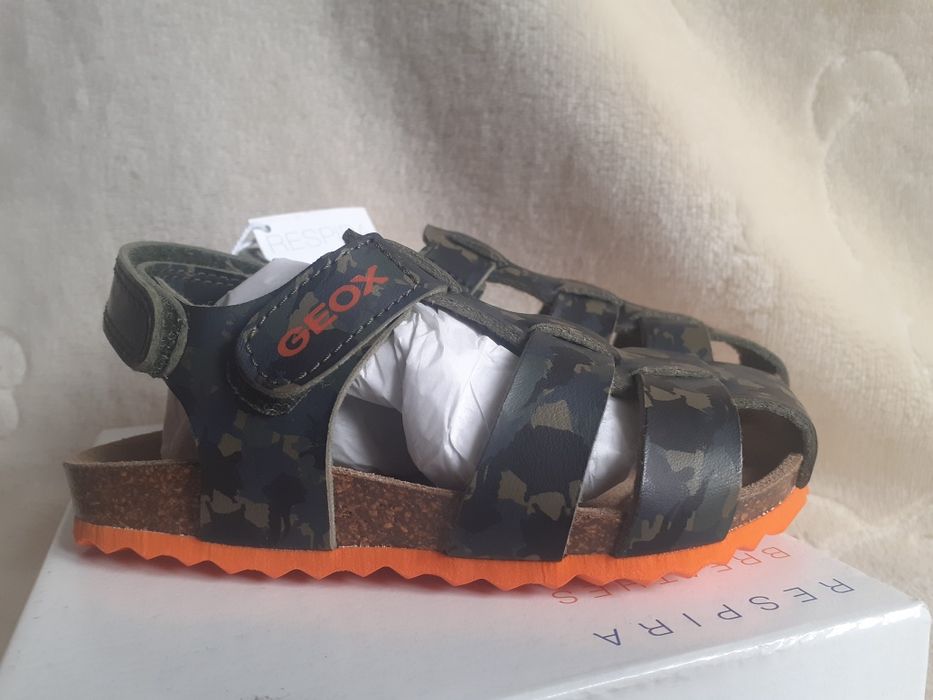 Sandały chłopięce geox r.26 nowe, moro