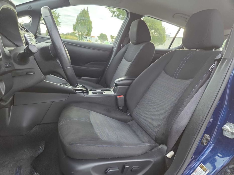 Nissan LEAF SV      2019