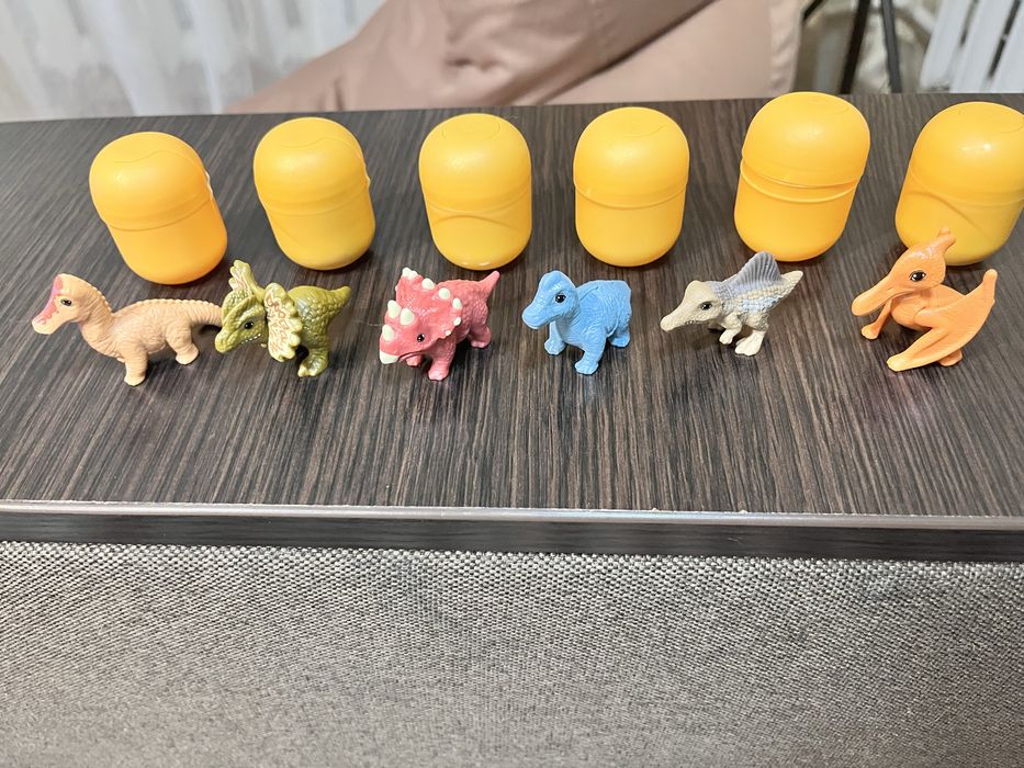 Kinder динозаври, кіндер фігурки