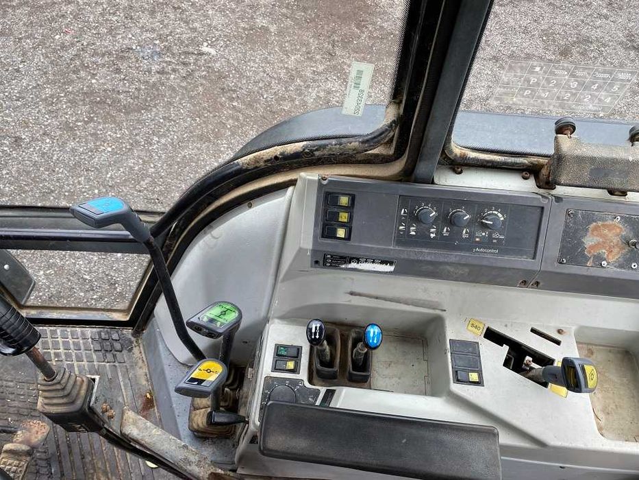 Valtra 6400 + ładowacz Stoll, 1998r