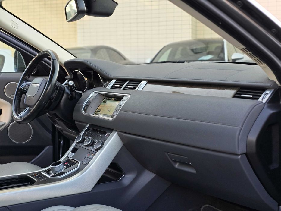 LAND ROVER RANGE ROVER EVOQUE 2.0eD4 150CV "FULL EXTRAS"