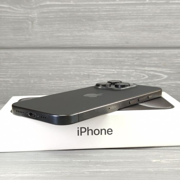 iPhone 15 Pro 256GB Black Titanium | Гарний стан | Рідна коробка