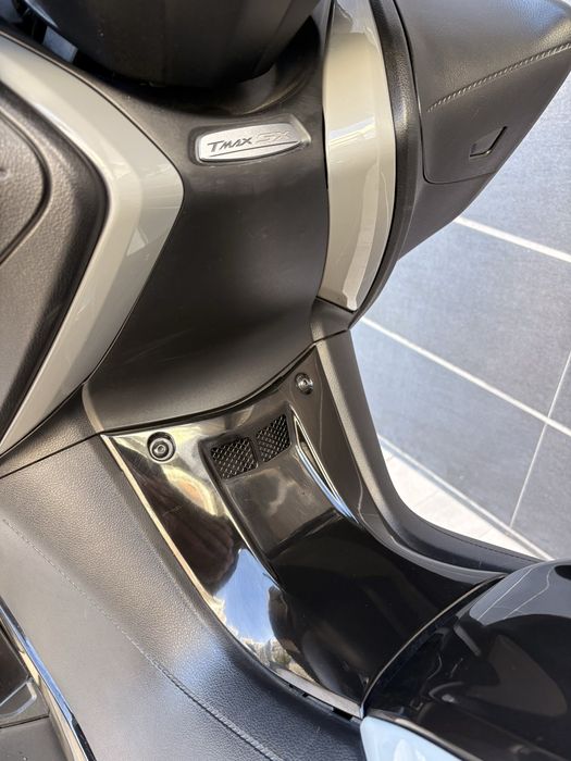 Tmax 530/560 SX 50th