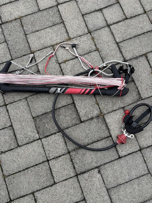 Latawiec flysurfer sonic roz.11 z barem