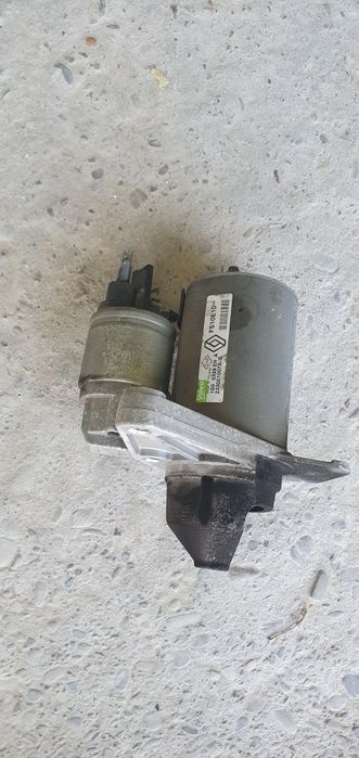 Двигун 1.4 TCe130  компресор, генератор, стартер .