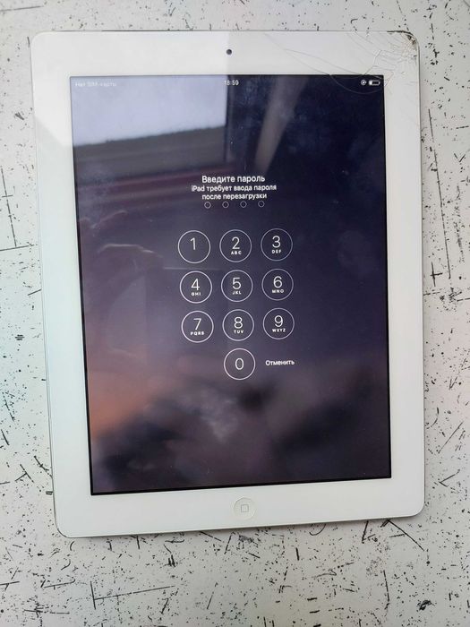 Планшет Apple iPad 2 Wi-Fi+3G 32GB