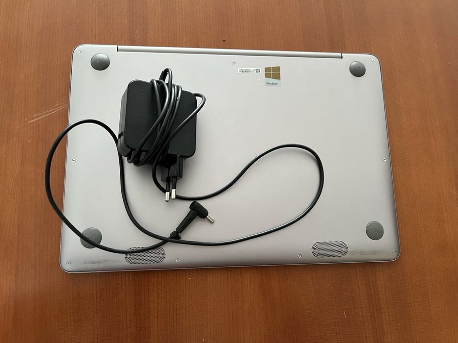 Computador Asus UX 330