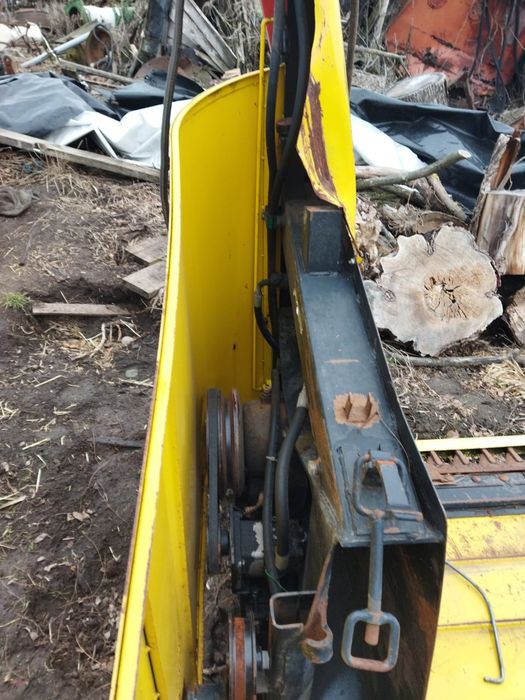 Ріпаковий стіл John Deere